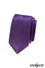 Hladká fialová úzka kravata