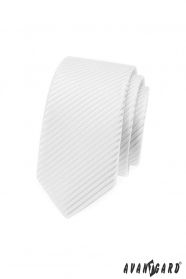 Biela slim kravata s lesklými prúžkami