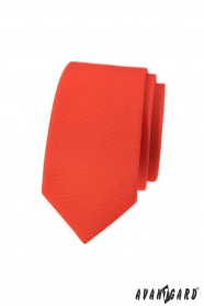 Pánska kravata slim v matne oranžovej farbe