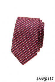 Červená slim kravata s modro-bielym vzorom