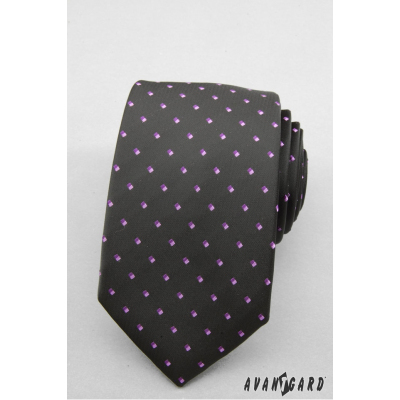 Čierna kravata slim s fialovými štvorčeky