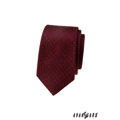 Úzka kravata s textúrou v bordó