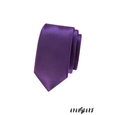 Hladká fialová úzka kravata