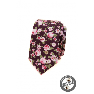 Úzka kravata s ružovými kvetmi