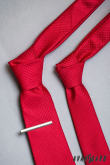 Červená kravata so štruktúrovaným vzorom - šírka 6 cm