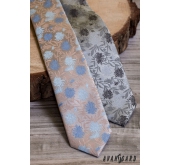 Béžová slim kravata s modrými kvetmi