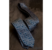 Modrá kravata s kvetinovým vzorom - šírka 6 cm